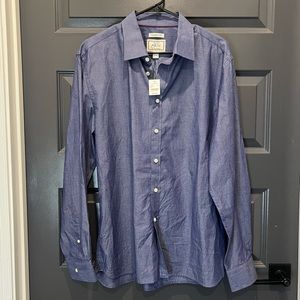 Jos A. Bank Men’s Tailored Fit Button Up Shirt